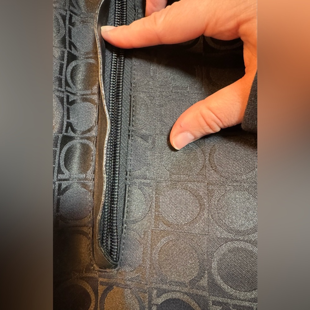 EUC Vintage Salvatore Ferragamo Jacquard Gancini Bag - Picture 13 of 13